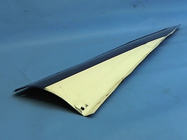 0431015-8 Cessna - FAIRING-RH